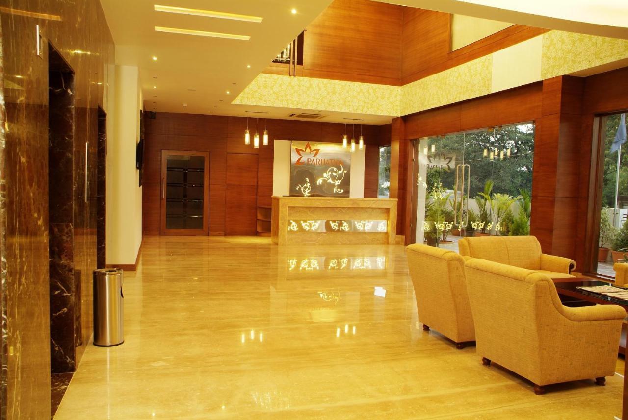 ปาริจาธา เกทเวย์ โฮเต็ล Hotel บังกาลอร์ ภายนอก รูปภาพ