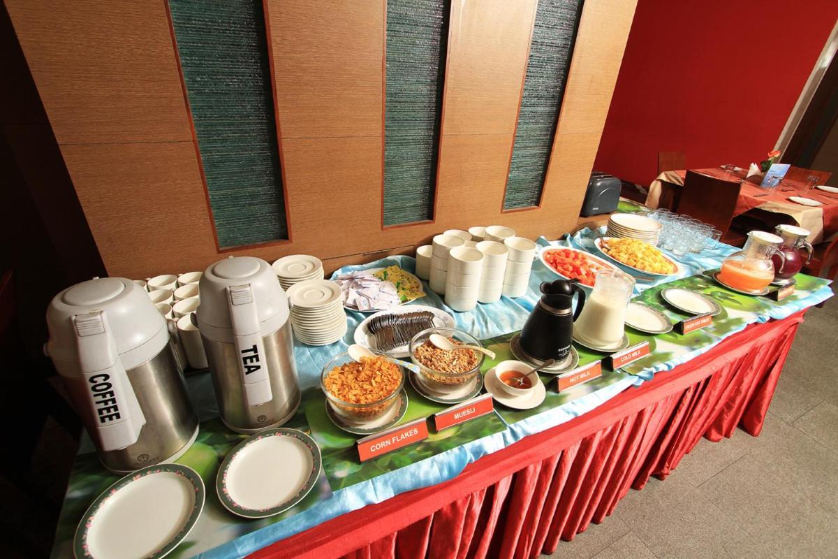 ปาริจาธา เกทเวย์ โฮเต็ล Hotel บังกาลอร์ ภายนอก รูปภาพ
