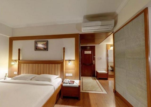 ปาริจาธา เกทเวย์ โฮเต็ล Hotel บังกาลอร์ ห้อง รูปภาพ