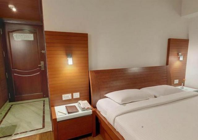 ปาริจาธา เกทเวย์ โฮเต็ล Hotel บังกาลอร์ ห้อง รูปภาพ