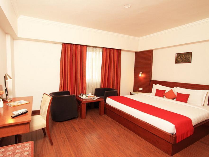 ปาริจาธา เกทเวย์ โฮเต็ล Hotel บังกาลอร์ ภายนอก รูปภาพ