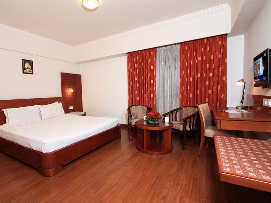 ปาริจาธา เกทเวย์ โฮเต็ล Hotel บังกาลอร์ ภายนอก รูปภาพ