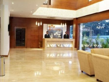 ปาริจาธา เกทเวย์ โฮเต็ล Hotel บังกาลอร์ ภายนอก รูปภาพ